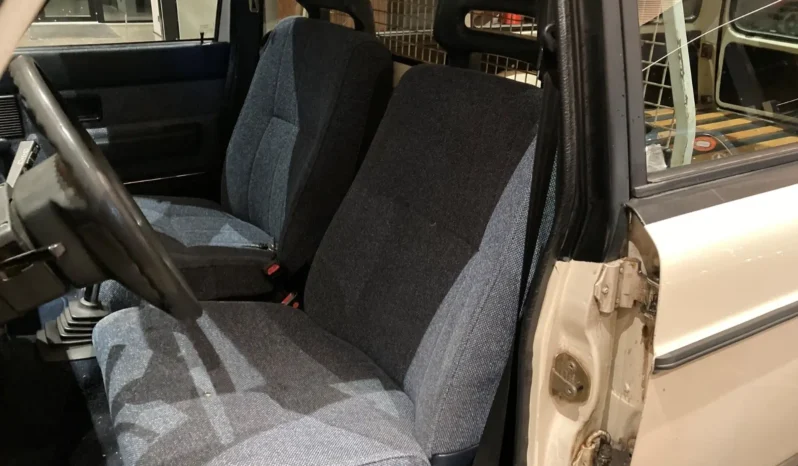 Volvo 200-Serie 240 2,3 Van full