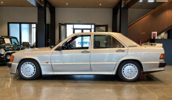 Mercedes-Benz 190 (W201) 190 E 2.3 16V full