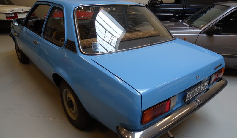 Opel Ascona 1,6 full