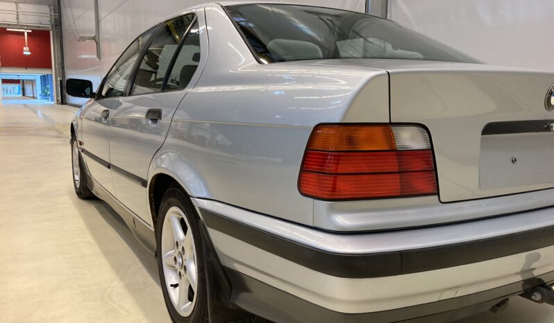 BMW 3-serie E36 318i full