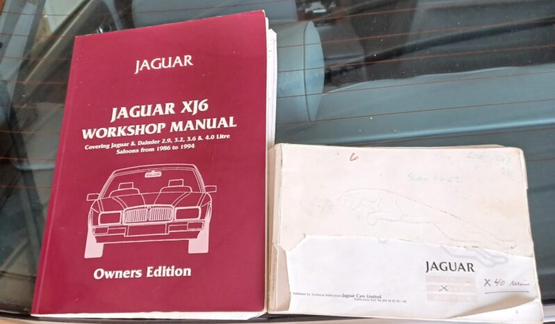 Jaguar XJ6 4 dørs sedan sovereign full