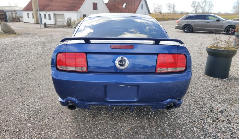 Ford Mustang 4,6 V8 2005 full