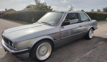 BMW 3-serie E30 320I 2,0 Coupé full