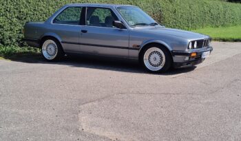 BMW 3-serie E30 320I 2,0 Coupé full