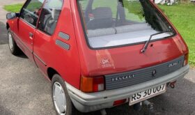 Peugeot 205 205