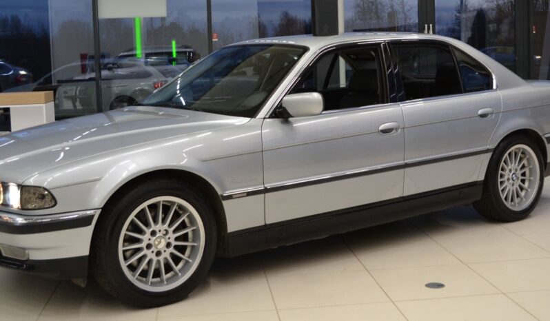 BMW 7-serie E38 750i v12 full