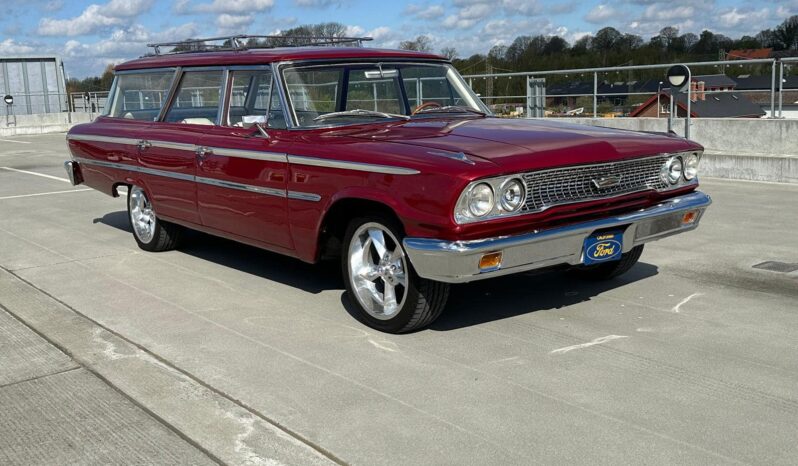 Ford Galaxy wagon full