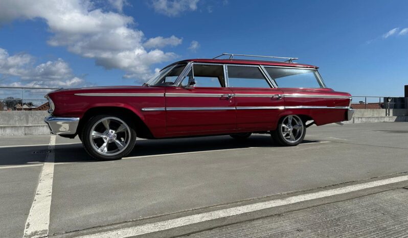 Ford Galaxy wagon full