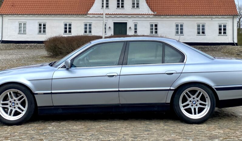 BMW 7-serie E38 750i v12 full