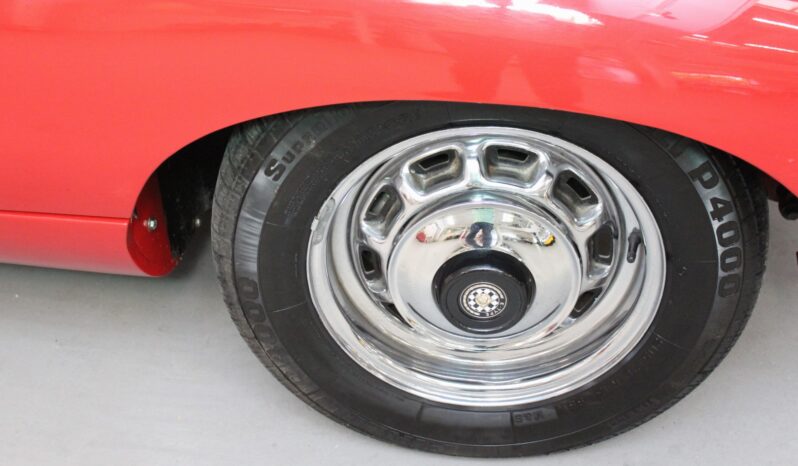 Jaguar E-Type 2,2 Coupe full