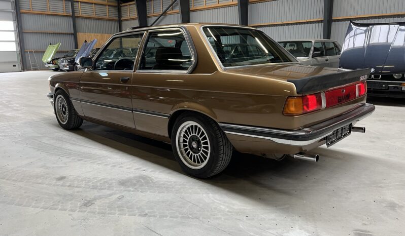 BMW 3-serie E21 323i Coupe full