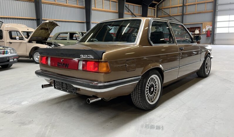 BMW 3-serie E21 323i Coupe full