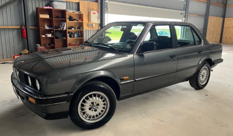 BMW 3-serie E30 320i 6-cyl full