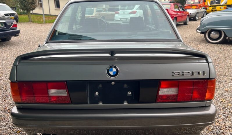 BMW 3-serie E30 320i 2,0 aut. full