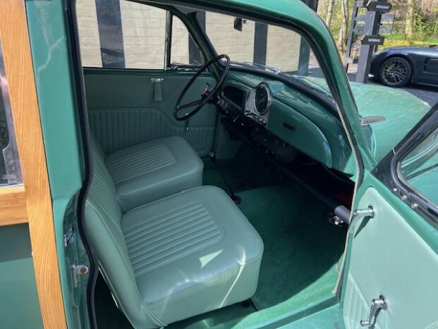 Morris Minor Traveller full