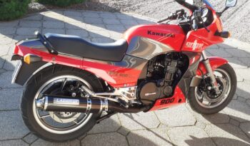 Kawasaki GPZ 900R full