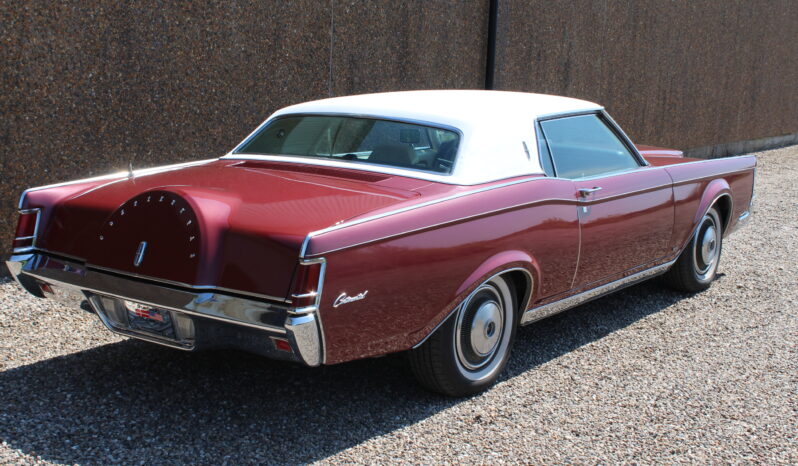 Lincoln Continental Mark 3 full