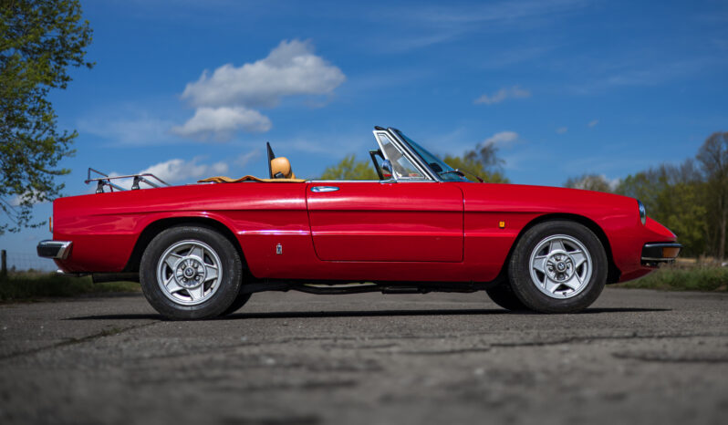 Alfa Romeo Spider 2000 Veloce full