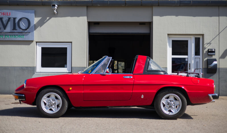 Alfa Romeo Spider 2000 Veloce full