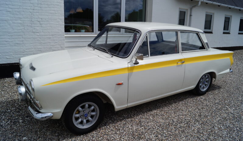 Ford Cortina consul full