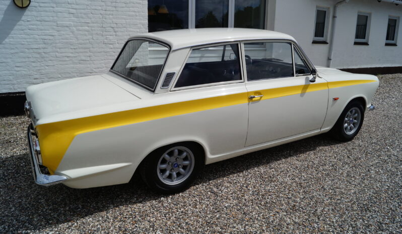 Ford Cortina consul full