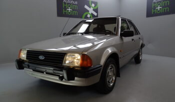 Ford Escort 1,6 GL full