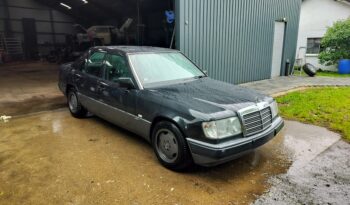 Mercedes-Benz E-Klasse (W124) 300E full