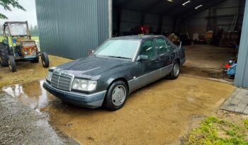 Mercedes-Benz E-Klasse (W124) 300E full