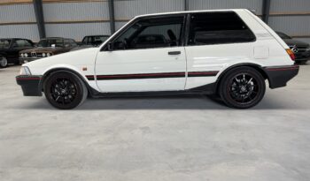 Toyota Corolla 1,6 GT HB full