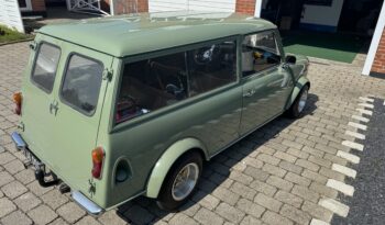 Austin (Mini) Countryman Morris mascot full