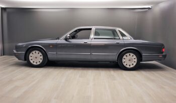 Daimler Double Six 6,0 aut. 4d full