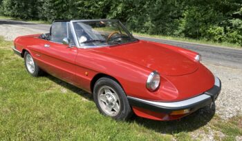 Alfa Romeo Spider 2 seater full