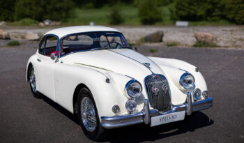 Jaguar XK 150 FHC full