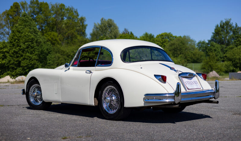 Jaguar XK 150 FHC full