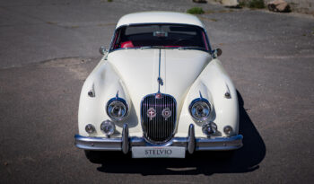 Jaguar XK 150 FHC full