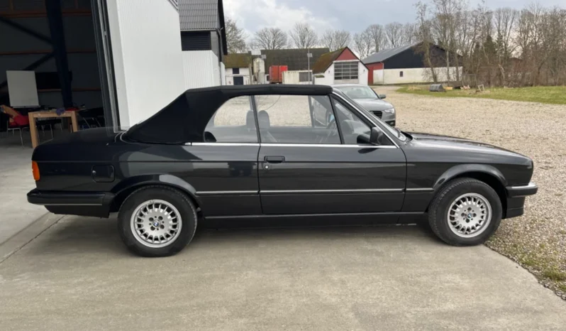 BMW 3-serie E30 325 i Cab full