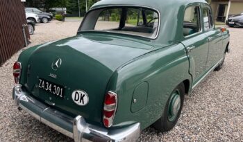 Mercedes-Benz 180 (W120) B-18 full