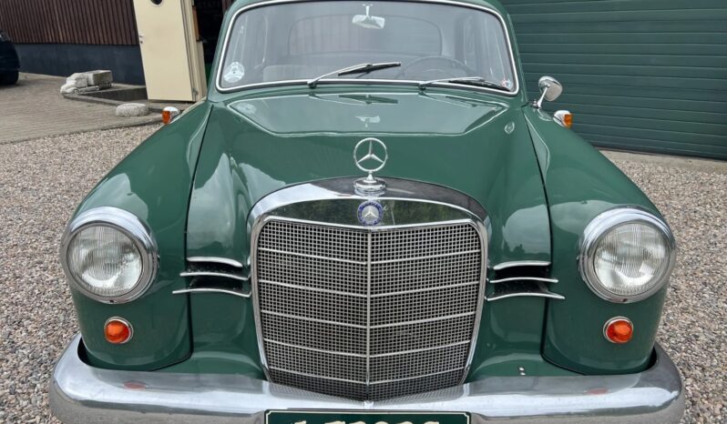 Mercedes-Benz 180 (W120) B-18 full