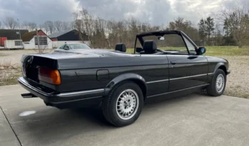 BMW 3-serie E30 325 i Cab full