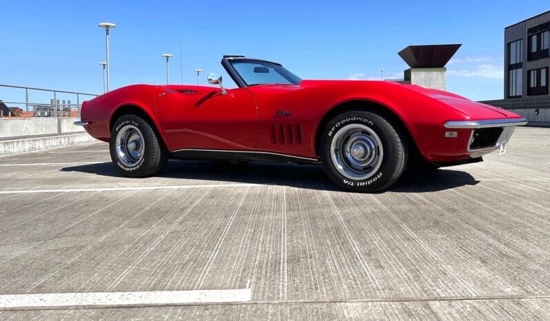 Chevrolet Corvette C3 Convertible 427 full