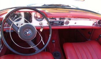 Mercedes-Benz SL (W113) 230 SL Pagode full