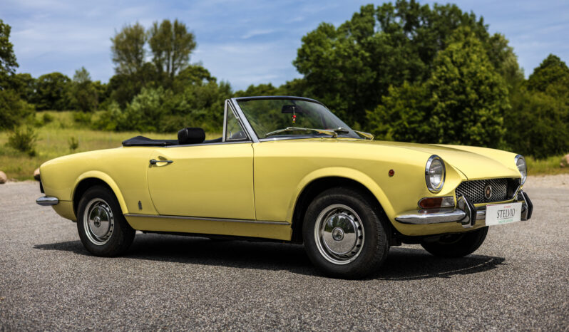 Fiat 124 Spider 1600 BS1 full