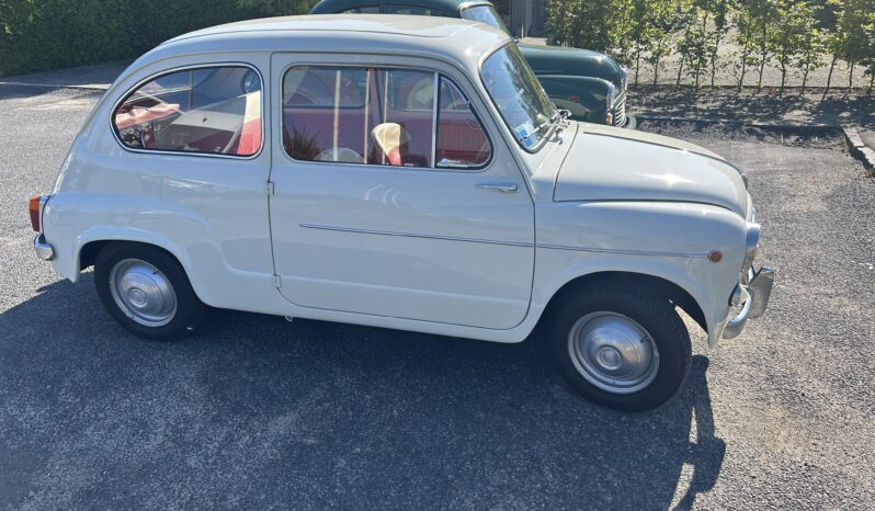 Fiat 600 D full