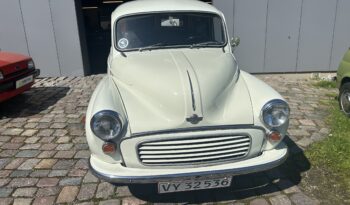 Morris Minor Traveller st car full