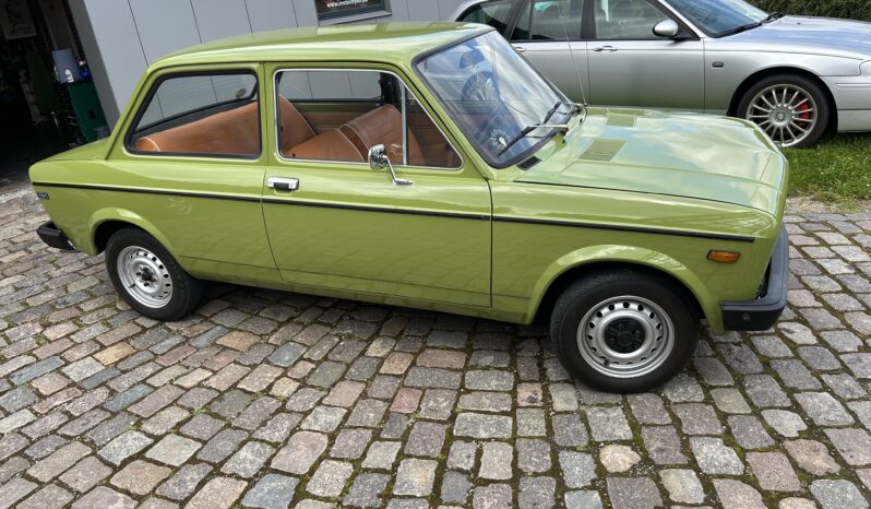 Fiat 128 sedan full