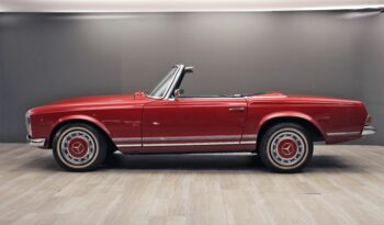 Mercedes-Benz SL (W113) 250 SL Pagode full