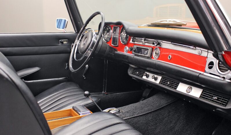 Mercedes-Benz SL (W113) 250 SL Pagode full