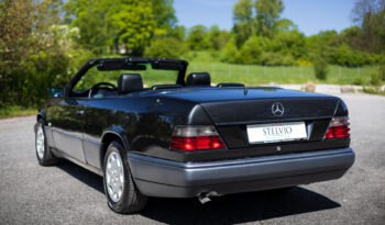 Mercedes-Benz E-Klasse (W124) E200 Cabriolet full