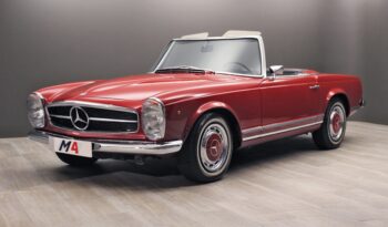 Mercedes-Benz SL (W113) 250 SL Pagode full