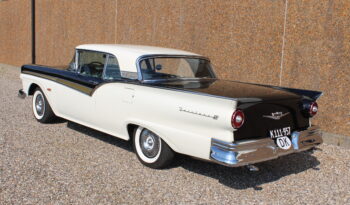 Ford Fairlane Skyliner full